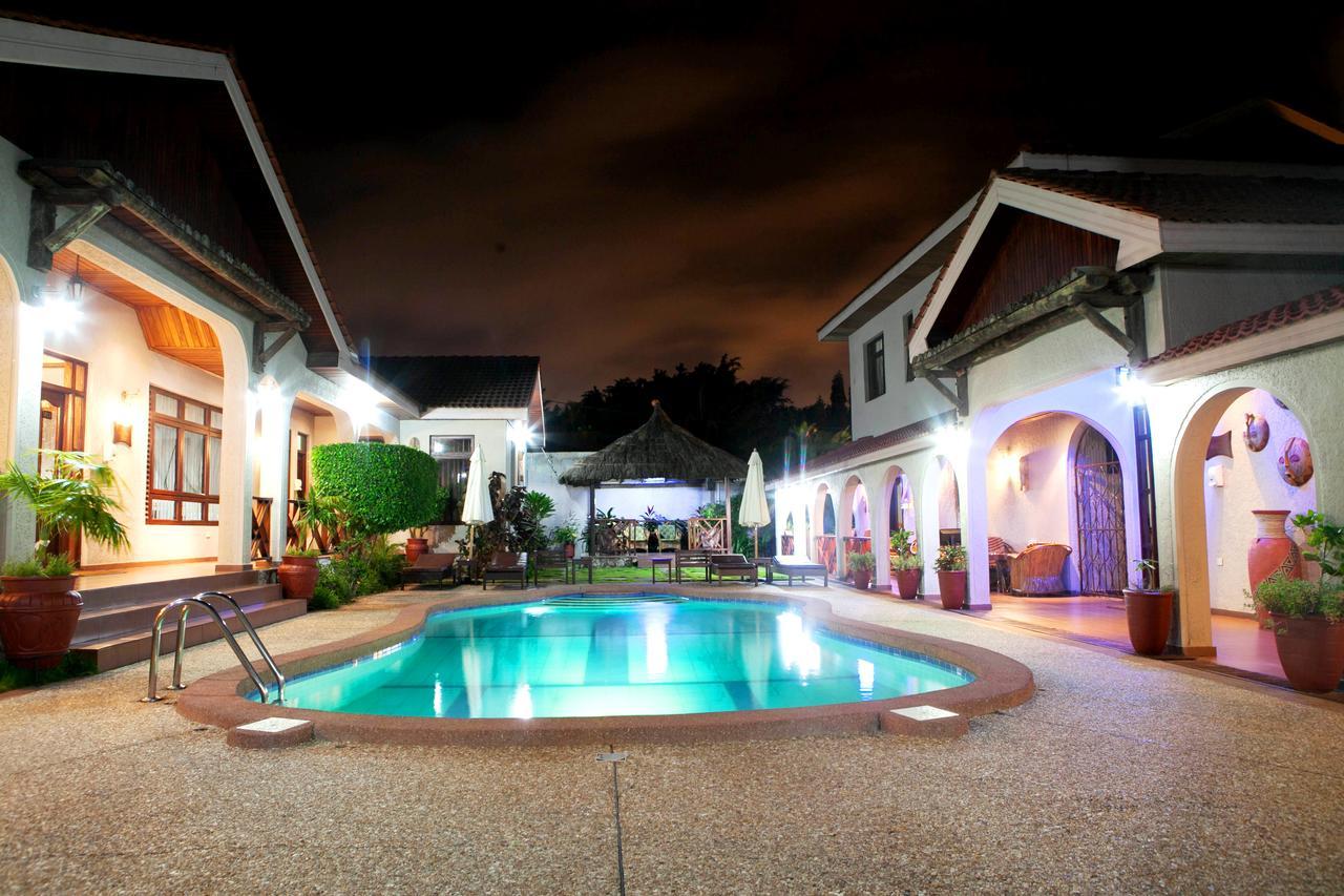 Mahogany Lodge, Cantonments Accra Exterior photo