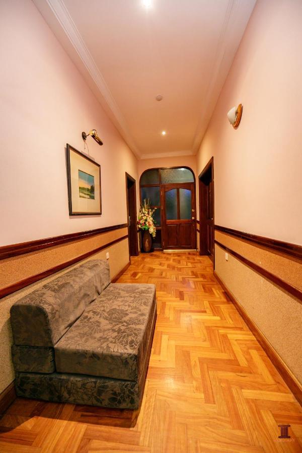 Mahogany Lodge, Cantonments Accra Exterior photo